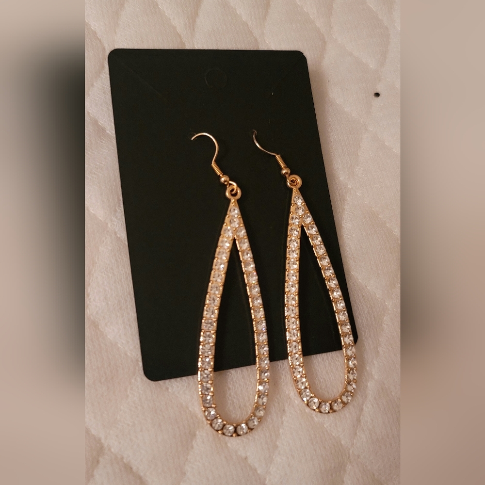 Gold Teardrop Earrings